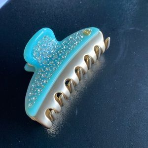 Alexandre de Paris hair clip